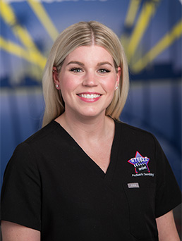 Dental hygienist Aubree